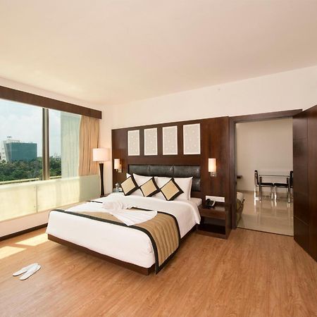 Hotel Sandy'S Tower Бхубанешвара Экстерьер фото
